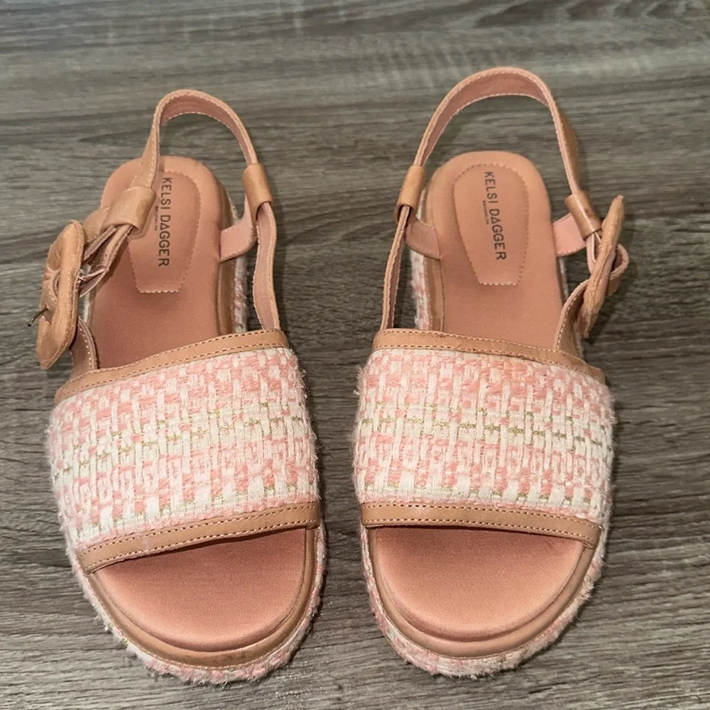 KELSI DAGGER Women's Brooklyn Donovan Sandal7.5 Pink Peach Leather Platform NWOB